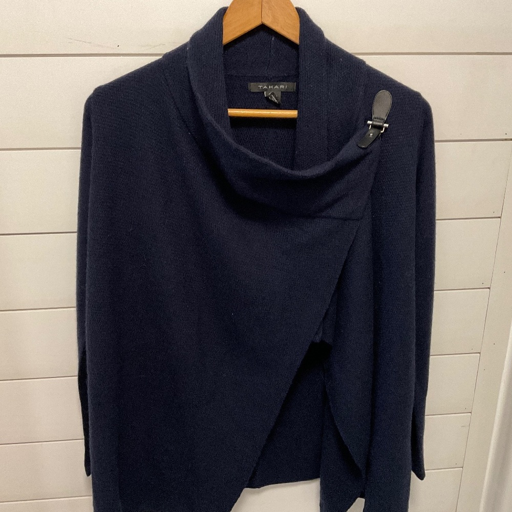 Tahari Meduim navy tunic high low cardigan